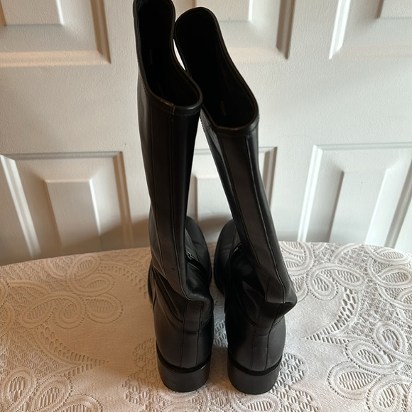 Prada Leather boots below the knee. Women’s size 8 . - Picture 5 of 16